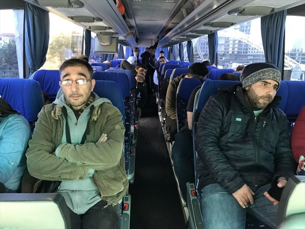 a Suriyelilerden 369 bin 690'ı ülkesine döndü