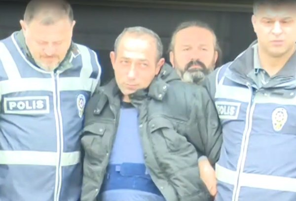 Ceren Özdemir'in katiline çelik yelek giydirildi