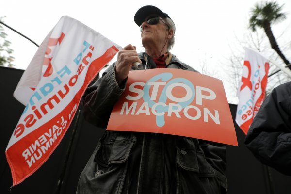 r Fransa’daki büyük grev günlük hayatı felç etti