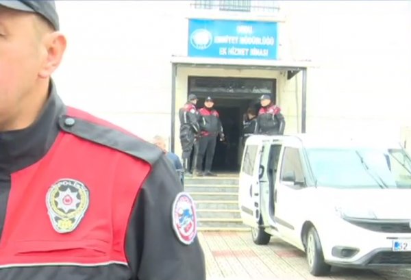 Ceren Özdemir'in katiline çelik yelek giydirildi