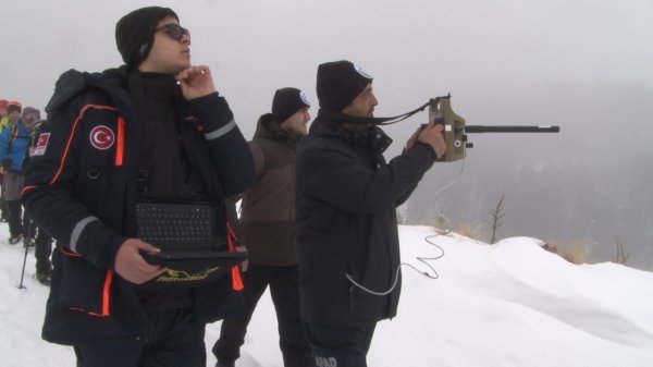 i Uludağ’da kaybolan dağcılardan 7 gün sonra iz bulundu
