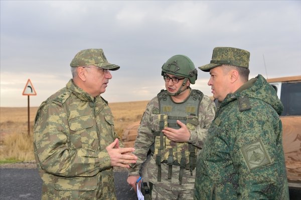 a Tel Abyad kırsalına elektrik verildi