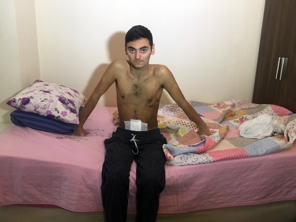 i Telefonla konuşurken vurulan genç isyanda