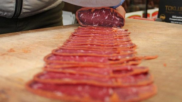 Bakan Berat Albayrak Kayseri'de esnafı ziyaret etti