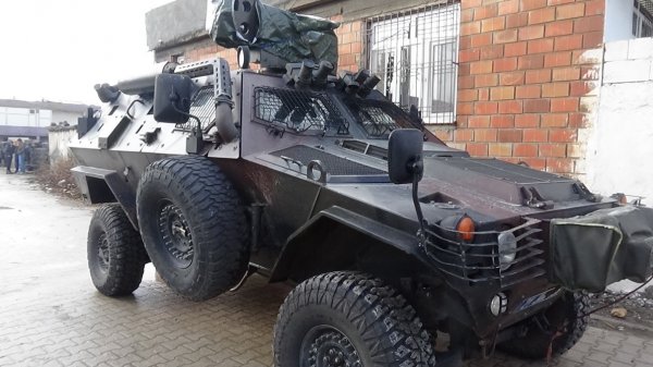 Diyarbakır’da boşanma kavgası: 2'si ağır 12 yaralı