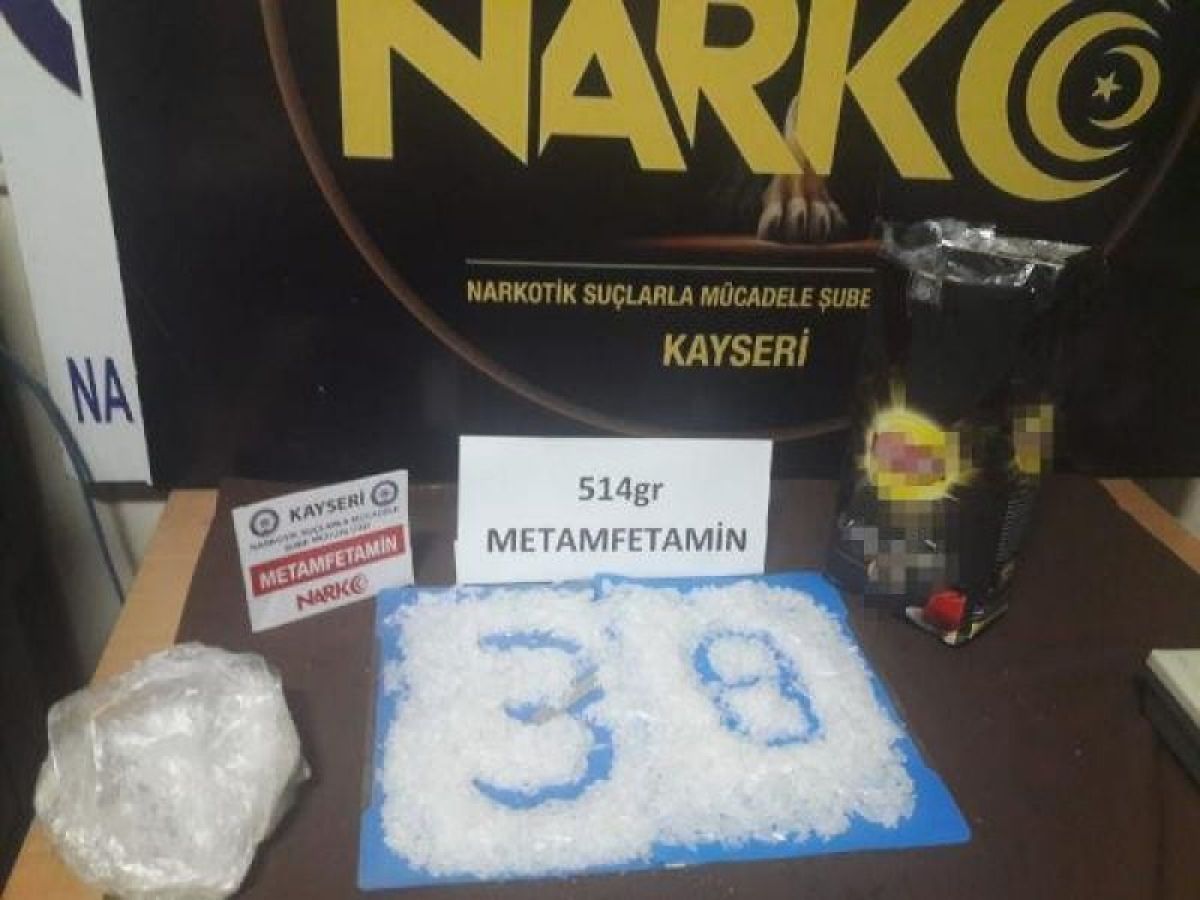 Çay paketinden uyuşturucu madde çıktı