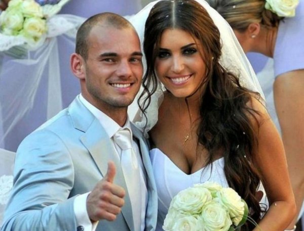 Wesley Sneijder ile Yolanthe Cabau barıştı