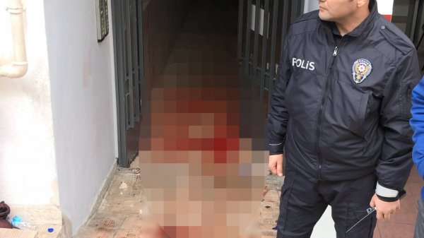 Evli kadına cinsel içerikli mesaj attı, dayağı yedi