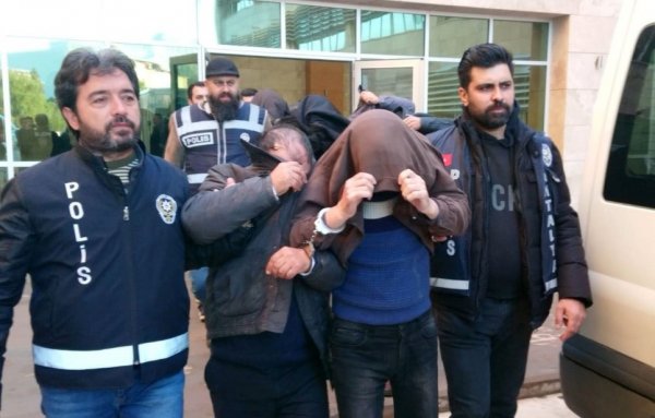 i 3 tekerli elektrikli bisikletle fuhuş servisi