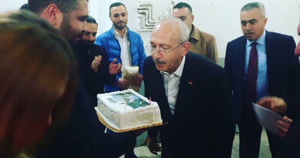 Kılıçdaroğlu, doğum gününü kutladı