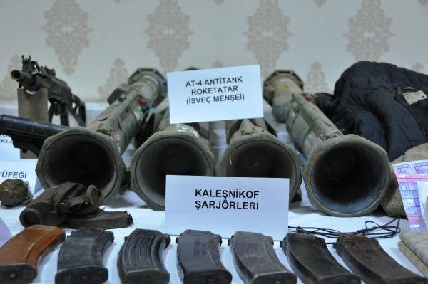 4 teröristin öldürüldüğü Mardin'de cephanelik çıktı