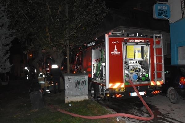 Elektrik kontağından çıkan yangında bir kişi yanarak öldü