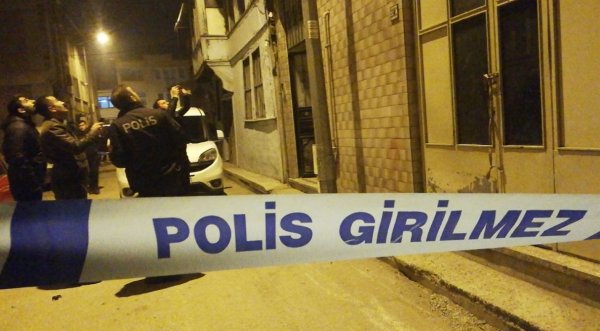 Evi silahla tarayıp kayıplara karıştılar