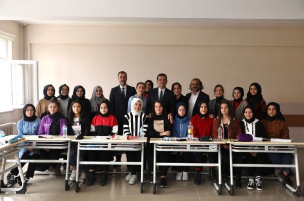 Ekrem İmamoğlu'nun Silivri'deki imam hatip ziyareti