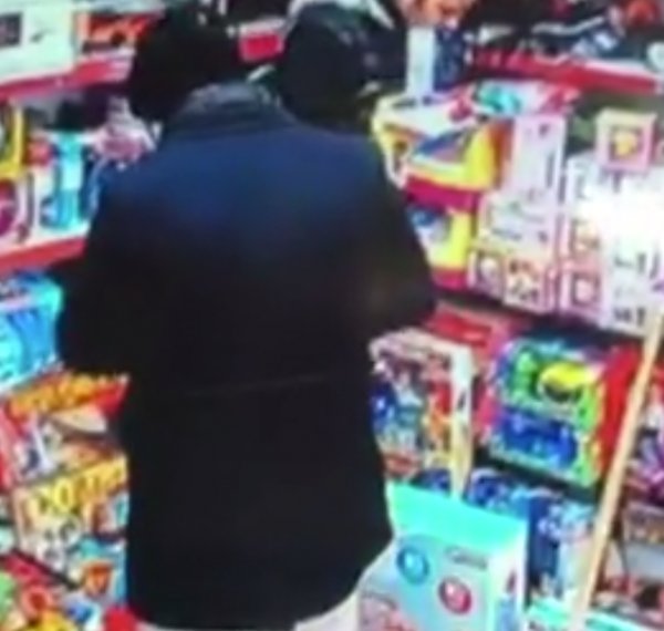 i Avcılar'da oyuncak silahla banka soygunu