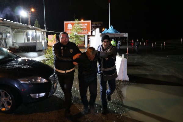 i 27 yıl hapis cezası bulunan hırsız yakalandı