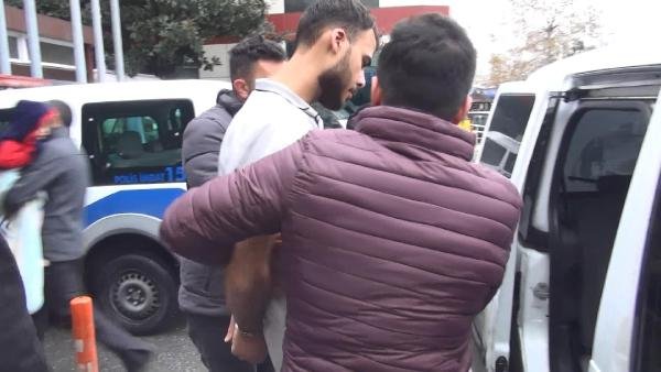 d Eşi için tartıştığı amcasını bıçaklayıp, gözlerini oydu