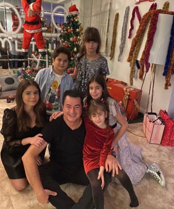 Ünlülerden 2020 paylaşımları