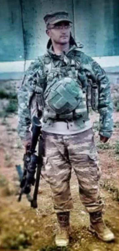 Erzurumlu şehidi binler uğurladı