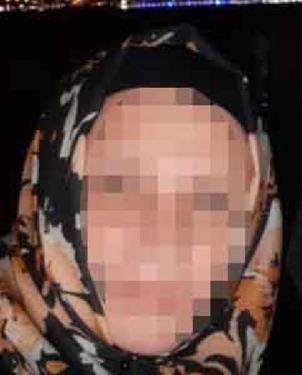 d Eşinin ayakkabısına basarak 'sıra sana da gelecek' dedi