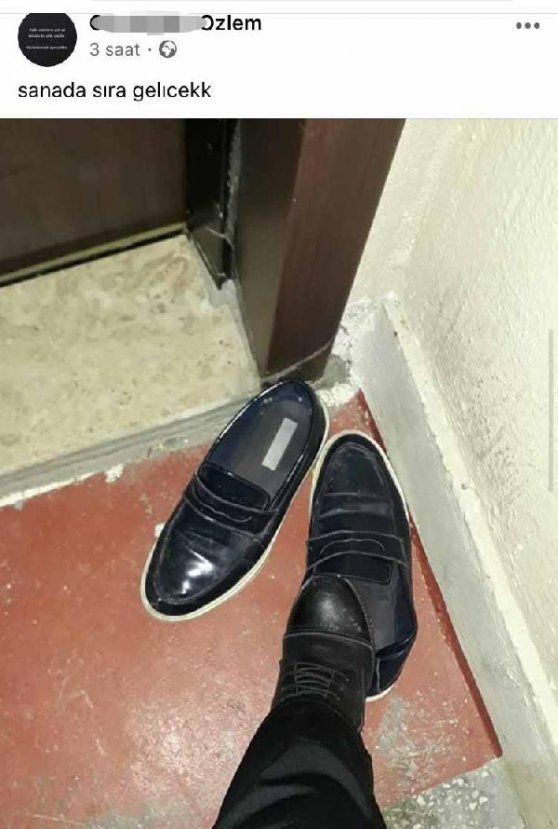 d Eşinin ayakkabısına basarak 'sıra sana da gelecek' dedi