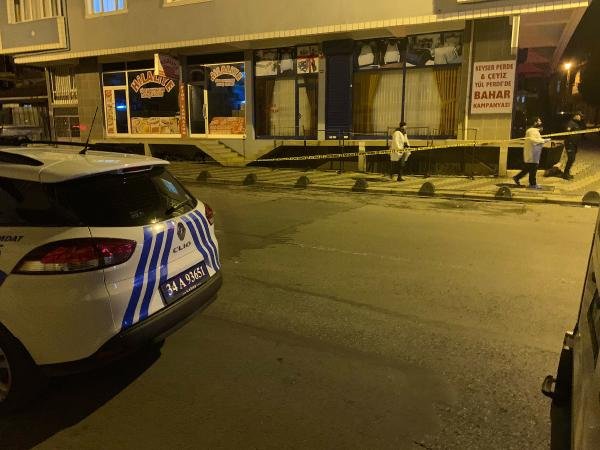 d Sultanbeyli'de bir kişi silahlı saldırıya uğradı