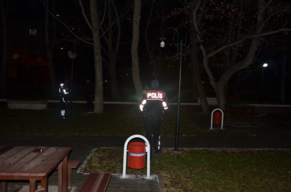 Kahramanmaraş'ta boğazından bıçaklanan genç öldü