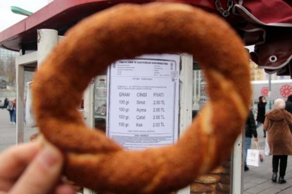 d İstanbul'da simit fiyatlarına zam