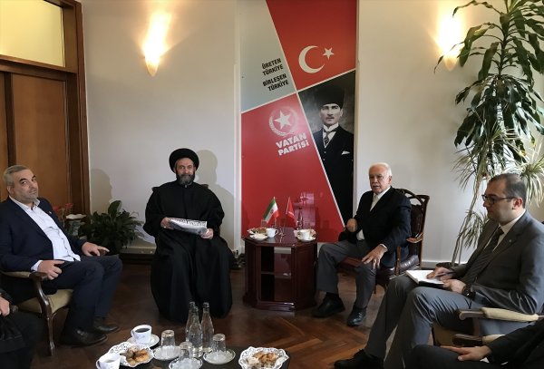 a Hamaney’in temsilcisi Amili'den Perinçek'e ziyaret