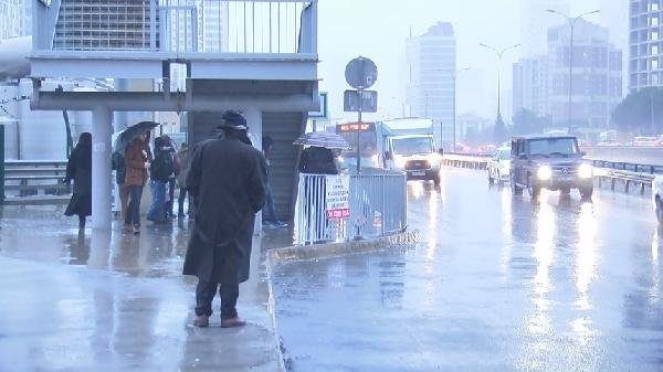 İstanbul'da yağış çarşambaya kadar sürecek