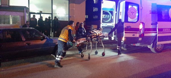 Çorum'da bir kişi evinin önünde silahlı saldırıya uğradı