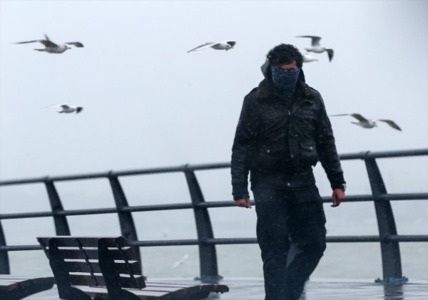 İstanbul'da fırtına 2 gündür devam ediyor