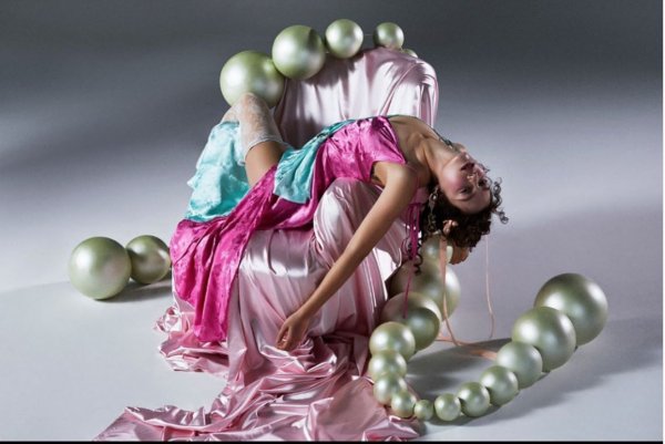 Melisa Şenolsun'dan yeni pozlar