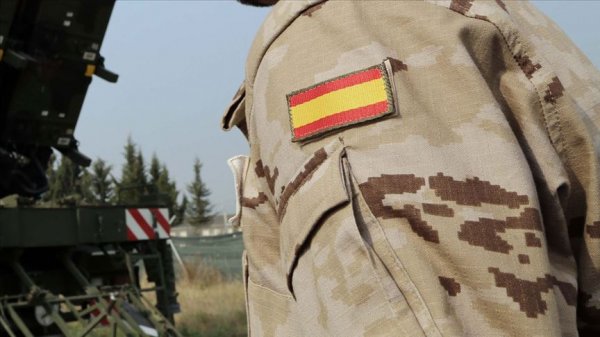 Koalisyon güçlerine ait askerler Irak'tan taşınıyor