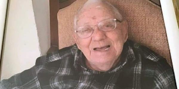 d KKTC'de aynı gün ölen Türk ve İngiliz'in cenazesi karıştı