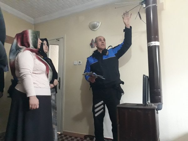 i Kahramanmaraş'ta uygulamalı soba yakma eğitimi