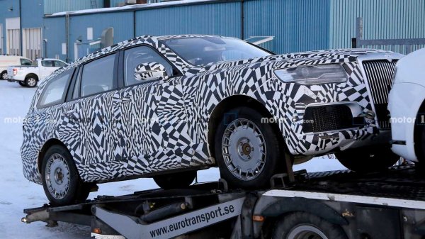 Rusların yerli SUV'u Aurus Komendant
