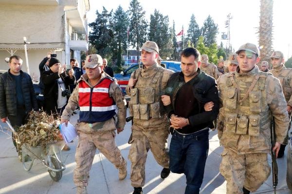 d Şanlıurfa'da damat maganda kurşunuyla yaralandı