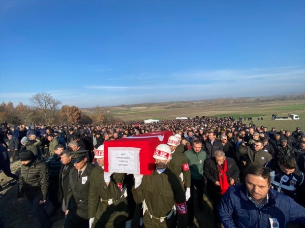 Şehit uzman çavuş, Edirne'de gözyaşlarıyla uğurlandı