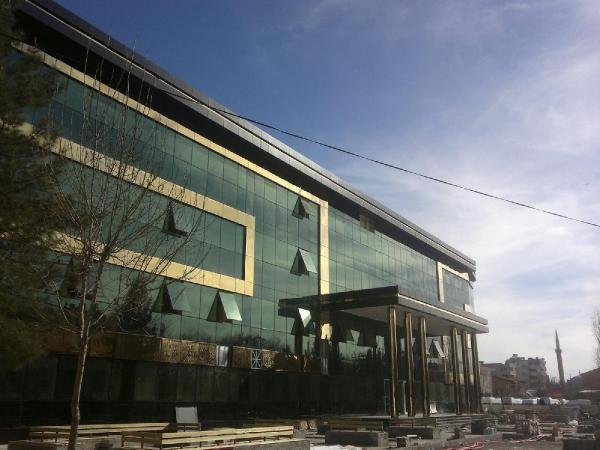 Jet Fadıl, HDP'nin binasını yaptıramadı