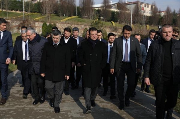 İmamoğlu: O kitabın satışını sitemizden iptal ettik