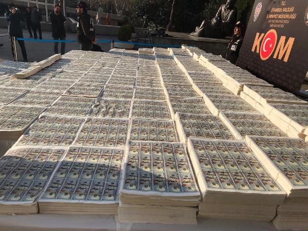 İstanbul'da operasyon: 127 milyon 500 bin sahte dolar
