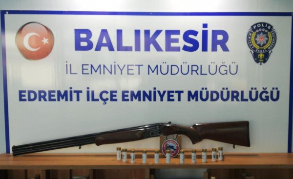 i Balıkesir'de polis uygulamalarında 9 adet silah yakalandı