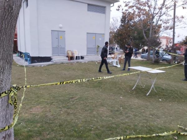 Kuzenlerin sosyal medyadaki tartışması cinayetle bitti