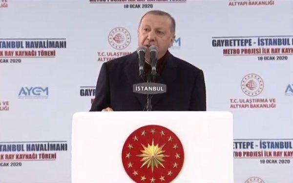 Erdoğan, havalimanı metrosu için ilk kaynak töreninde