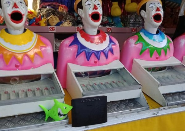 Avustralyalı bir çift, modemle tatile gitti