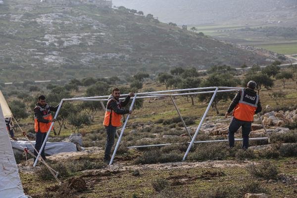 Suriyeliler için 9 kamp alanı kuruldu