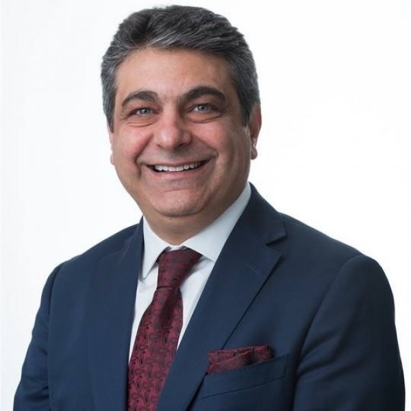 Avukatlar arasındaki kavga kanlı bitti: 1 yaralı