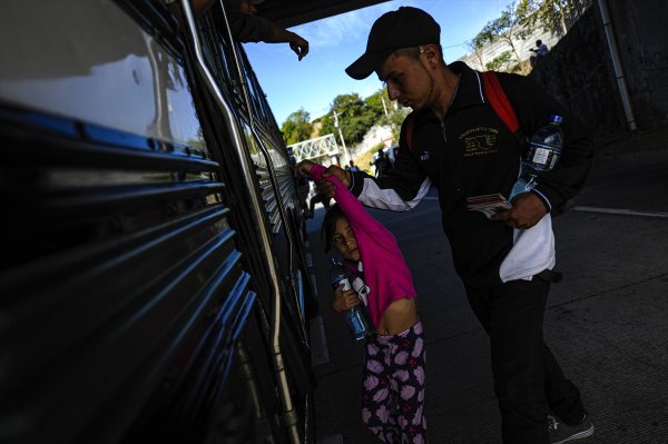ABD'ye göç yolculuğu sürüyor