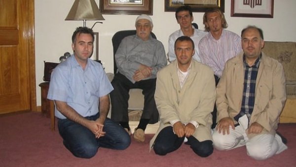 FETÖ'cü Arif Erdem ortaya çıktı